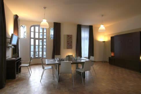 Key Inn Appart Hotel Belair Люксембург Екстериор снимка