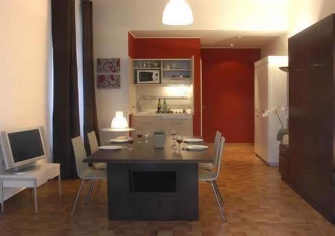 Key Inn Appart Hotel Belair Люксембург Екстериор снимка