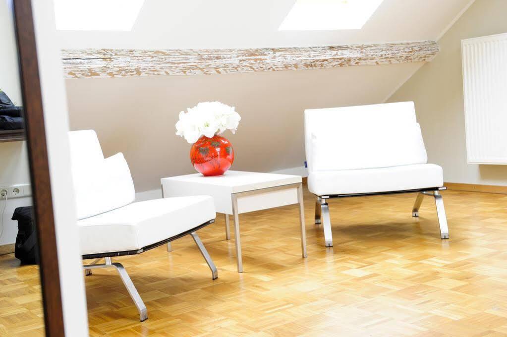 Key Inn Appart Hotel Belair Люксембург Екстериор снимка